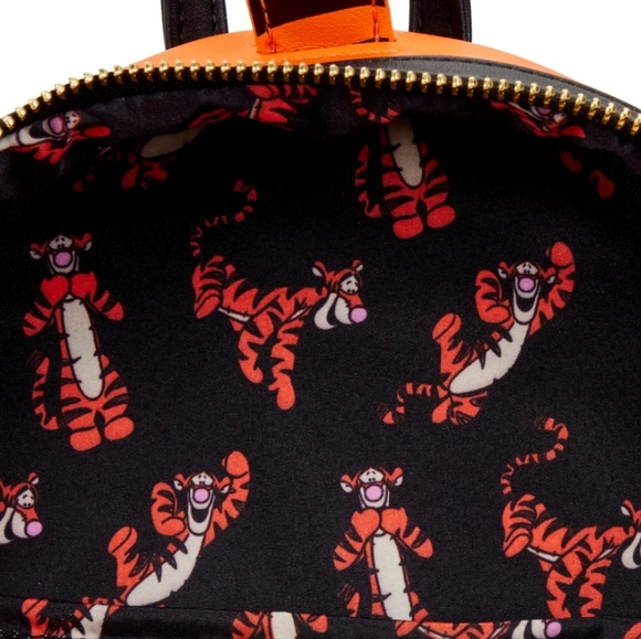 🎉HPx2🎉 Loungefly Tigger Cosplay Mini Backpack - Picture 4 of 8
